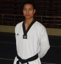 教练员：何满云